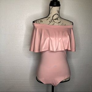 Gaze body suit pink sz M